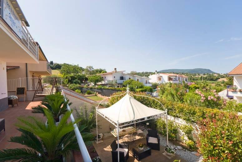 B&B Poggio Del Sole Нумана Экстерьер фото